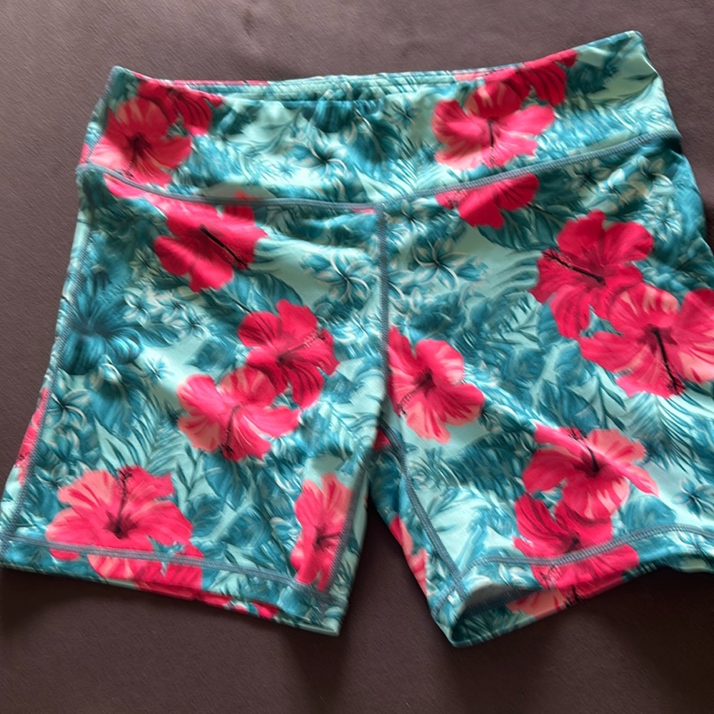 Athletic shorts , IAB, no roll, thick waist band , squat proof.